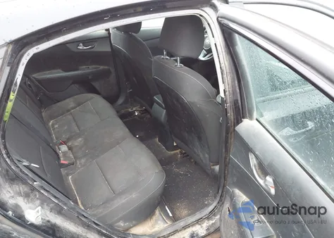 2020 Kia Forte Lxs z USA, uszkodzony, nr VIN 3KPF24AD2LE155643